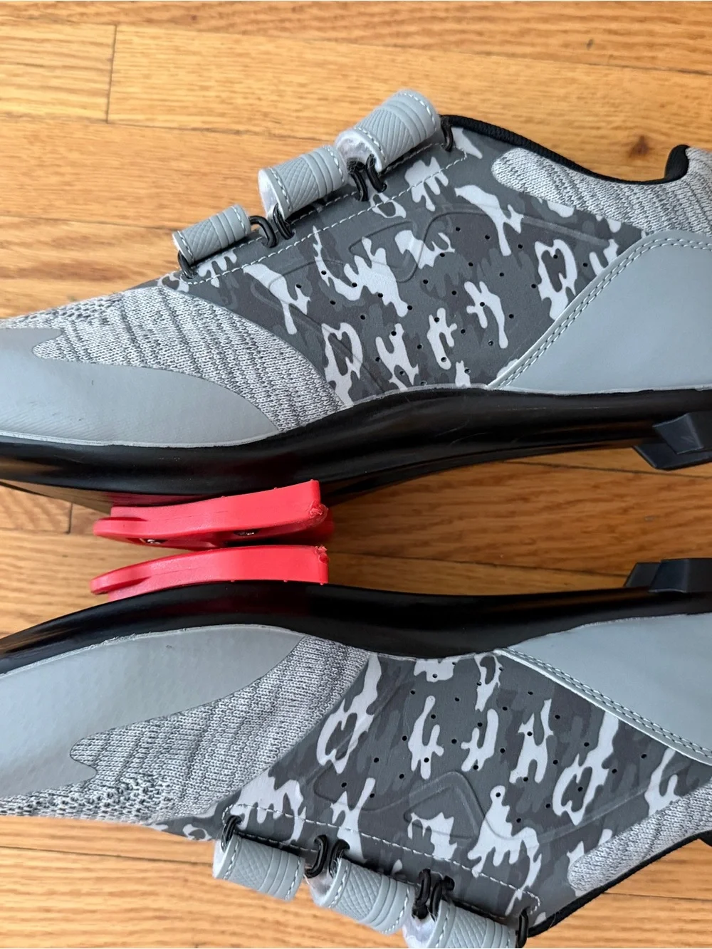 Men's Grey Camouflage Cycling Shoes with Velcro Straps